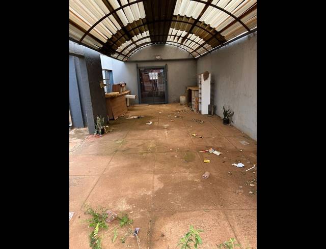 3 BEDROOM HOUSE FOR SALE IN PROTEA GLEN